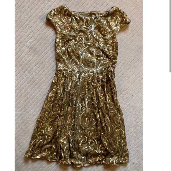 Badgley Mischka Gold Sequin dress - Picture 1 of 5